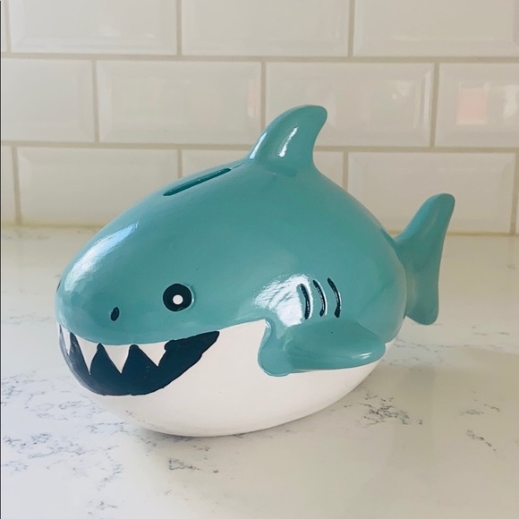 Isaac Jacobs Shark Coin Bank - Picture 5 of 16